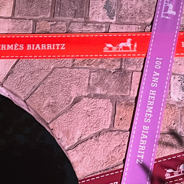 HERMÈS a 100 ans à @villamagnan ! Merci @hermes pour l’invitation. Encore un bel événement à @ville2biarritz ! Merci pour votre confiance renouvelée chaque année. Les splendides bouquets ont été réalisés par la maîtresse de maison ,Anne @villamagnan .